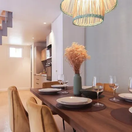 Angleterre 6 - Grand Avec Etage, Coeur De ニース