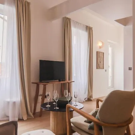 Angleterre 6 - Grand Avec Etage, Coeur De * ニース
