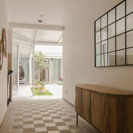 Angleterre 6 - Grand Avec Etage, Coeur De * Nizza